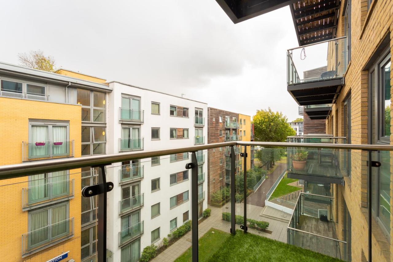 Amazing Modern 2 Bedroom Flat In Greenwich For 4 People London Exterior photo