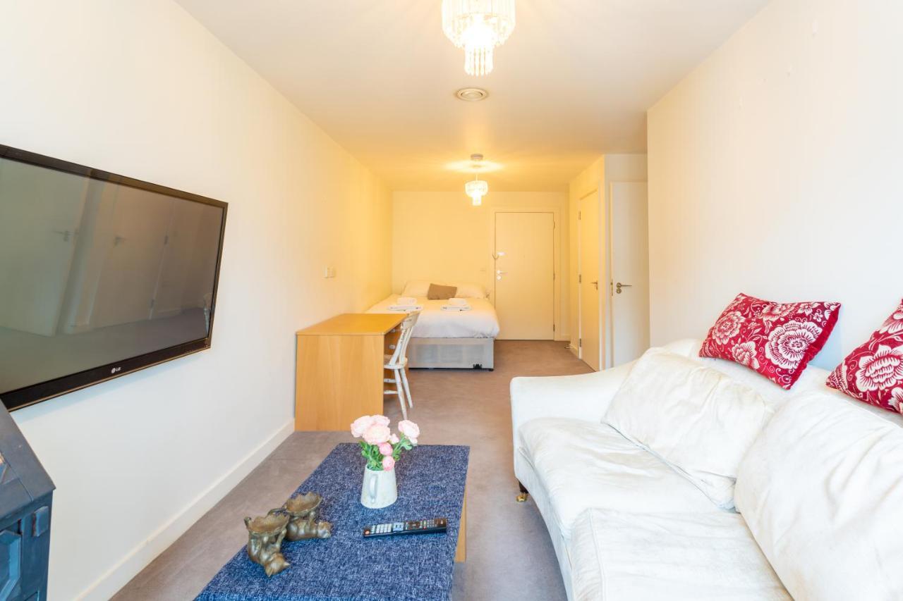 Amazing Modern 2 Bedroom Flat In Greenwich For 4 People London Exterior photo