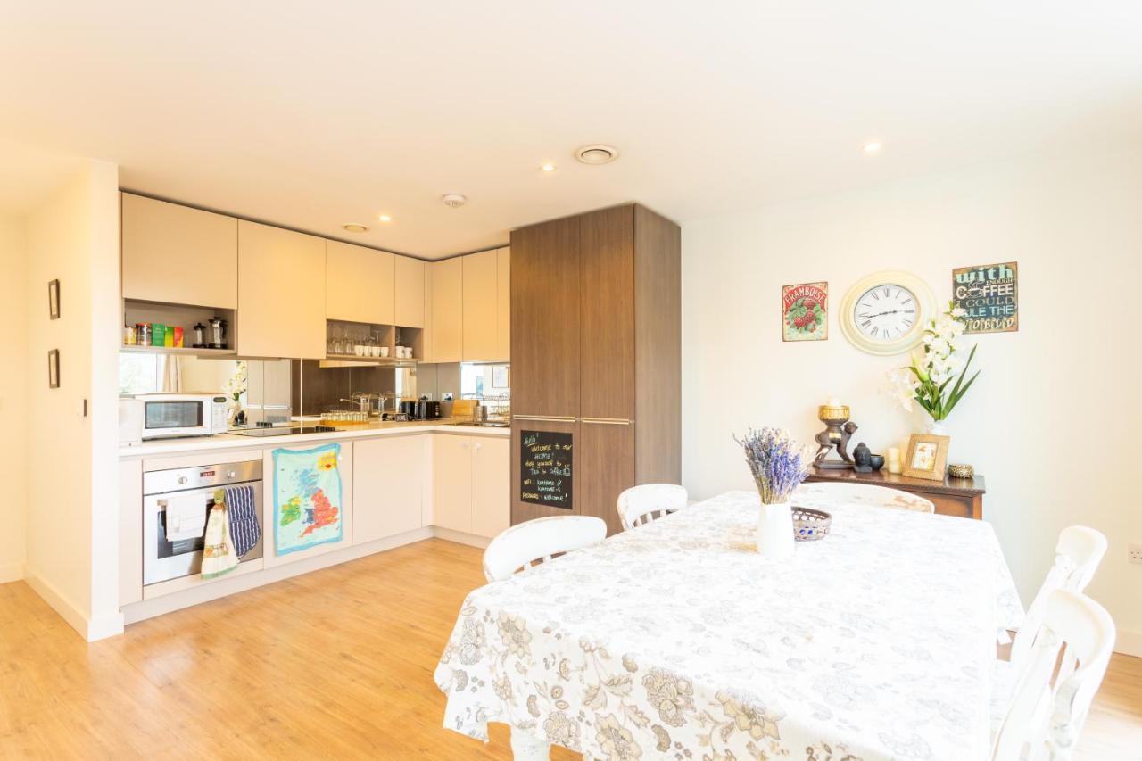 Amazing Modern 2 Bedroom Flat In Greenwich For 4 People London Exterior photo